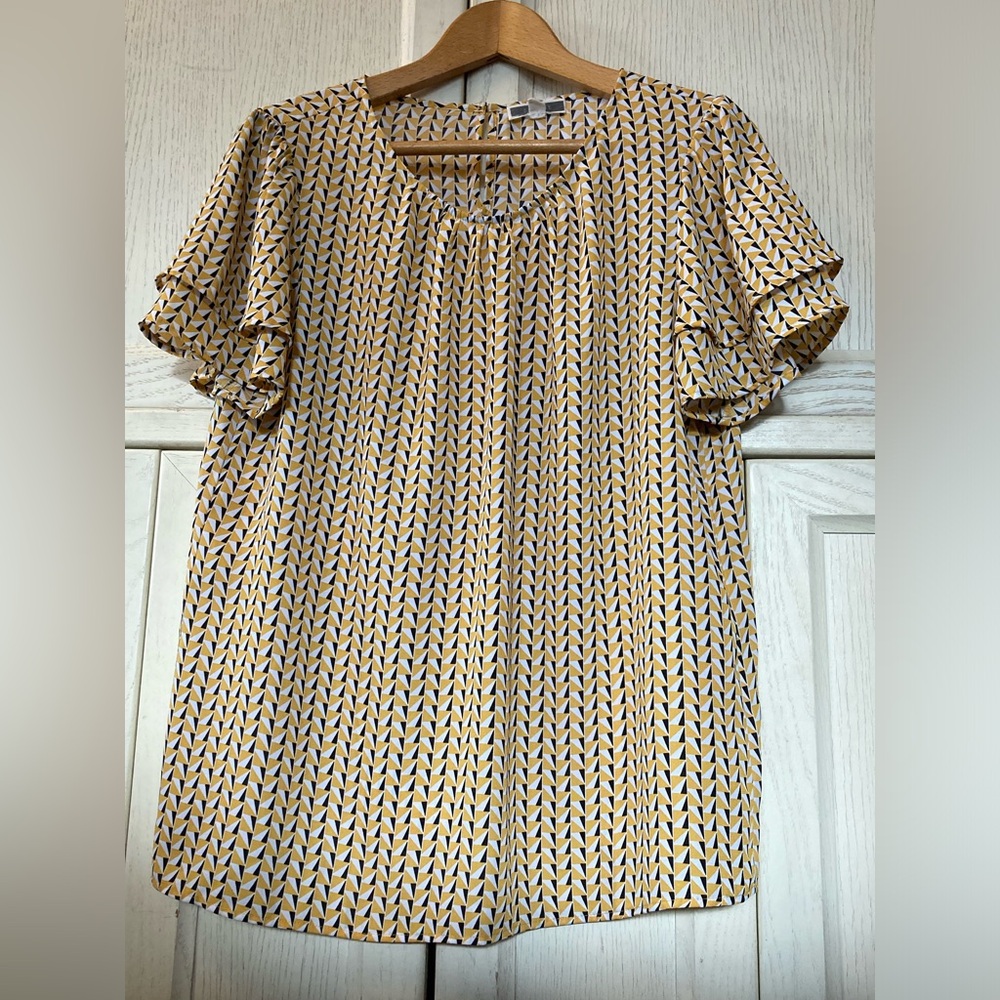 Pleione ruffle sleeve yellow black white triangle blouse